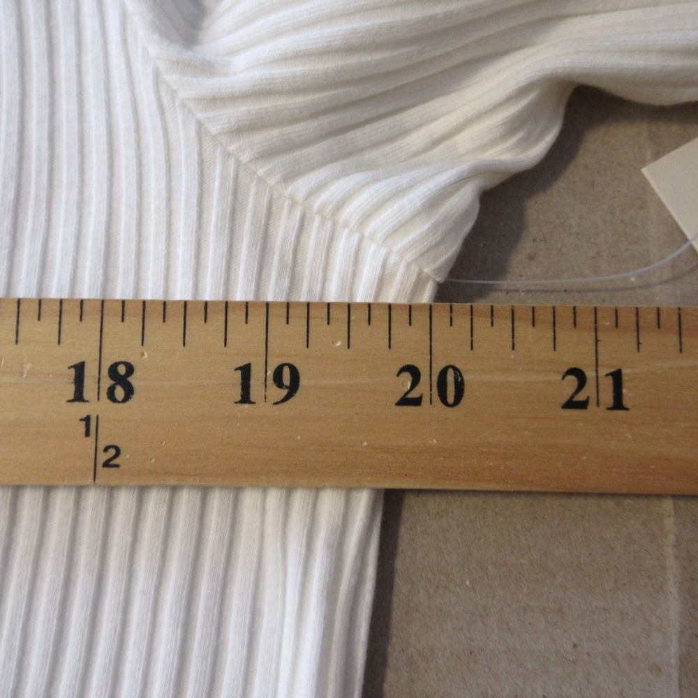 Scoop Neck Y2K Vibe Ribbed Shirttail Henley Top XL Winter White Cream‎ Shirt NWT - Picture 10 of 11